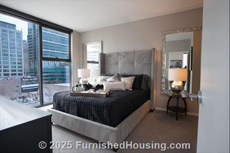 Catalyst -  - 123 Des Plaines, Chicago, IL  60661 - LG - 3757366
