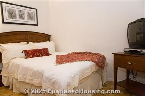 Chelsea West 20th Street - Hi-Rise - 180 West 20th Street, New York, NY  10011 - LG - 62728