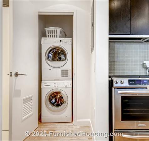Churchill At West 48th Street - Hi-Rise - 306 West 48th Street, New York, NY  10036 - LG - 4677028