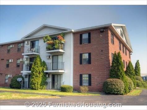 Churchill at Princeton Place - Garden-Apt - 285 Plantation Street, Worcester, MA  01604 - LG - 1143820