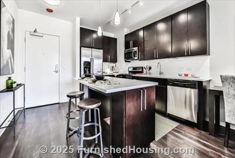 Circa 922 -  - 922 W Washington Blvd, Chicago, IL  60607 - LG - 4937192