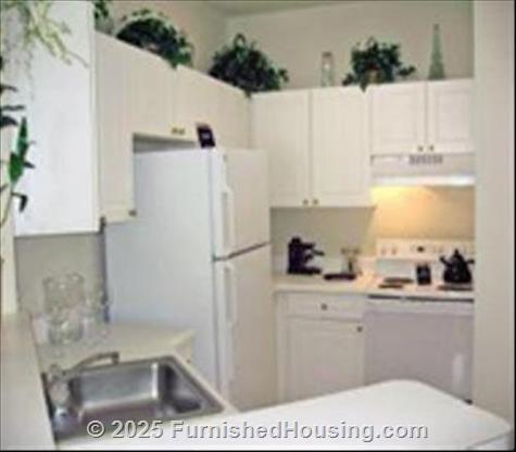 Colonial Grand at Huntcliff -  - 1500 Huntcliff Village Court, Sandy Springs, GA  30350 - LG - 89520