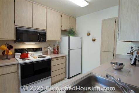 Crown Ridge Condominiums -  - 3925 Scenic Drive, Modesto, CA  95355 - LG - 209930