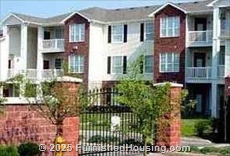 Enclave At Town Center - Townhouse - 4601 West 120th Street, Overland Park, KS  66209 - LG - 60535