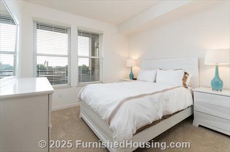 Epic Apartments - Mid-Rise - 640 Epic Way, San Jose, CA  95134 - LG - 4623910