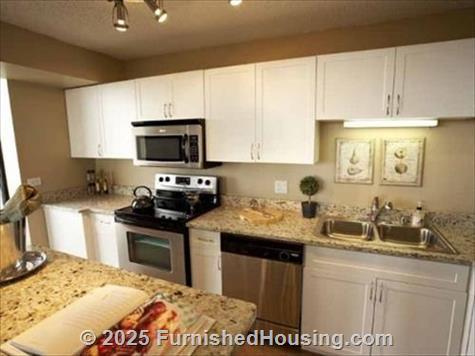 Eugenie Terrace on the Park - Hi-Rise - 1730 N Clark, Chicago, IL  60614 - LG - 185144