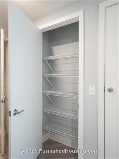 Gallery Bethesda II - Hi-Rise - 4850 Rugby Ave, Bethesda, MD  20814 - LG - 7136872