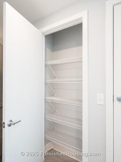 Gallery Bethesda II - Hi-Rise - 4850 Rugby Ave, Bethesda, MD  20814 - LG - 7136899