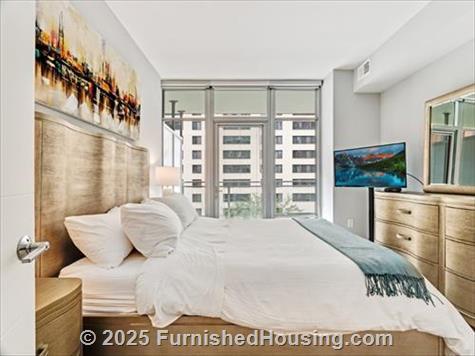 Gallery Bethesda II - Hi-Rise - 4850 Rugby Ave, Bethesda, MD  20814 - LG - 7137135