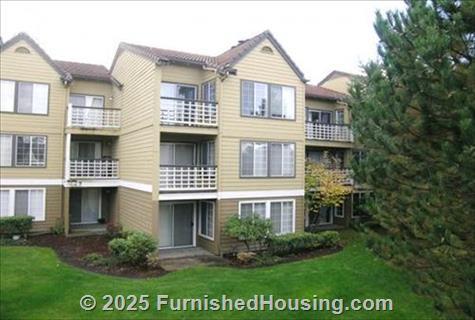 Gates of Redmond - Townhouse - 15325 Redmond Way, Redmond, WA  98052 - LG - 79980