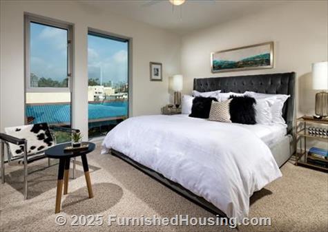 Gibson -  - 702 Arizona, Santa Monica, CA  90401 - LG - 3409327
