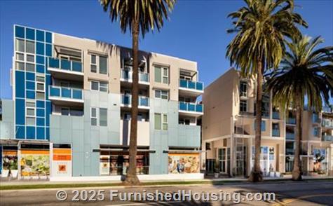 Gibson -  - 702 Arizona, Santa Monica, CA  90401 - LG - 4848670