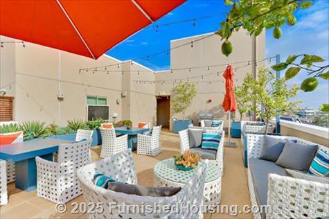 Gibson -  - 702 Arizona, Santa Monica, CA  90401 - LG - 4848678