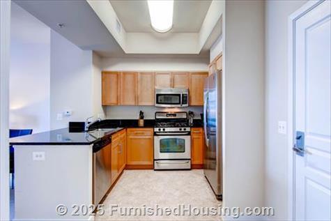 Gramercy Apartments - Hi-Rise - 550 14th Road South, Arlington, VA  22202 - LG - 4004270