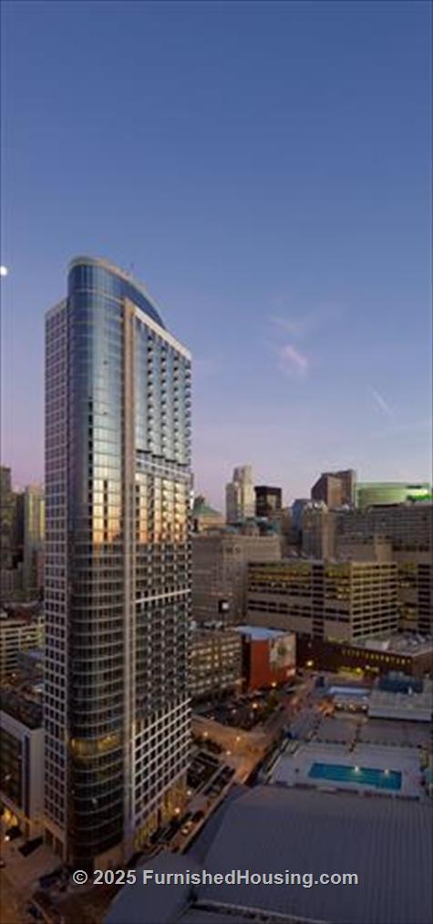 Hubbard Place -  - 360 W Hubbard St, chicago, IL  60654 - LG - 6235918