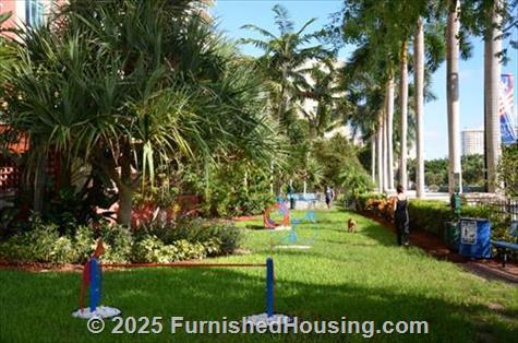 Intracoastal Yacht Club - Hi-Rise - 16950 N. Bay Road, Sunny Isles Beach, FL  33160 - LG - 5519544