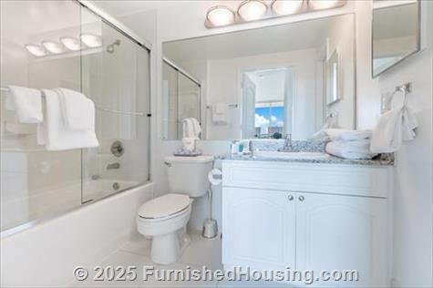 Intracoastal Yacht Club - Hi-Rise - 16950 N. Bay Road, Sunny Isles Beach, FL  33160 - LG - 5600992