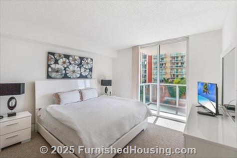 Intracoastal Yacht Club - Hi-Rise - 16950 N. Bay Road, Sunny Isles Beach, FL  33160 - LG - 5601002