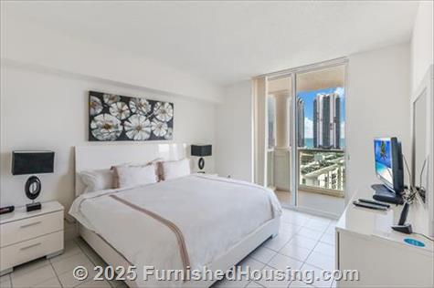 Intracoastal Yacht Club - Hi-Rise - 16950 N. Bay Road, Sunny Isles Beach, FL  33160 - LG - 5601014
