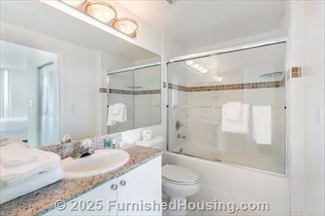 Intracoastal Yacht Club - Hi-Rise - 16950 N. Bay Road, Sunny Isles Beach, FL  33160 - LG - 5601015