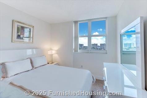Intracoastal Yacht Club - Hi-Rise - 16950 N. Bay Road, Sunny Isles Beach, FL  33160 - LG - 6494830