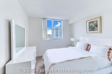 Intracoastal Yacht Club - Hi-Rise - 16950 N. Bay Road, Sunny Isles Beach, FL  33160 - LG - 6494831