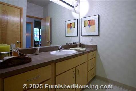 Kearney Plaza - Low-Rise - 931 NW 11th Ave, Portland, OR  97209 - LG - 70451