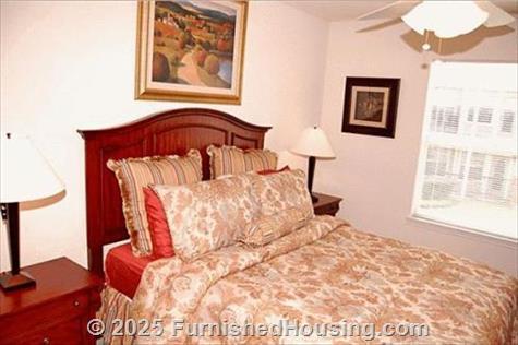 Keystone at Alamo Heights -  - 384 Treeline Park, San Antonio, TX  78209 - LG - 211110