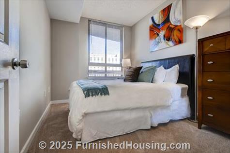 Lakeshore Landing - Low-Rise - 2721 South Norfolk Street, San Mateo, CA  94403 - LG - 5867461