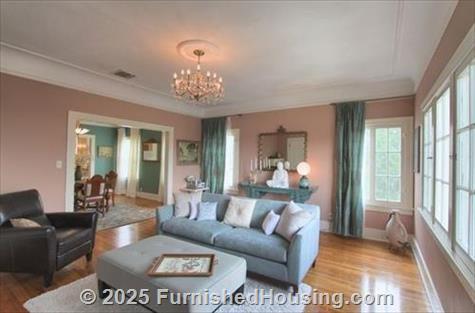 Larchmont Monroe -  - 619 1/2 N Plymouth Blvd, Los Angeles, CA  90004 - LG - 5412712