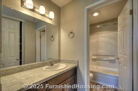 Larkspur Courts - Garden-Apt - Old Quarry Road S., Larkspur, CA  94939 - LG - 5036578