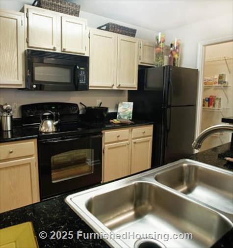 Marquis on Cary Parkway - mid-rise - 1100 Cameron Chase Drive, Morrisville, NC  27560 - LG - 184773