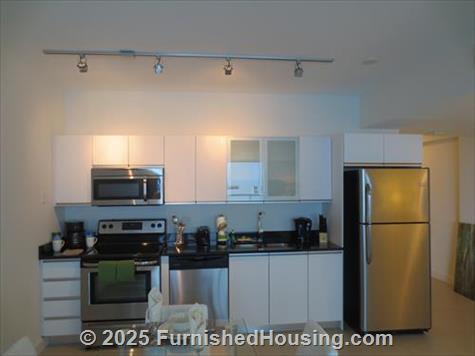 Monte Carlo - Hi-Rise - 6551 Collins Avenue, Miami Beach, FL  33141 - LG - 2818512