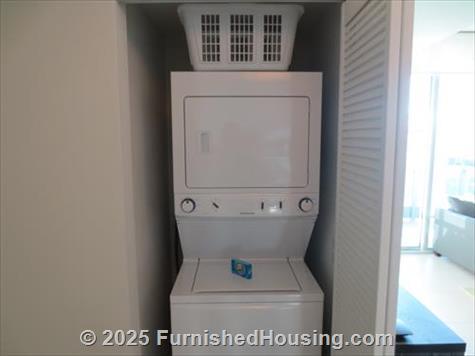 Monte Carlo - Hi-Rise - 6551 Collins Avenue, Miami Beach, FL  33141 - LG - 3243651