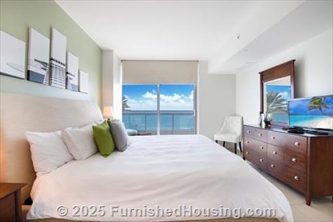 Monte Carlo - Hi-Rise - 6551 Collins Avenue, Miami Beach, FL  33141 - LG - 6343647