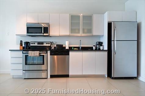 Monte Carlo - Hi-Rise - 6551 Collins Avenue, Miami Beach, FL  33141 - LG - 6343649