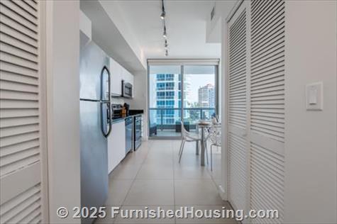 Monte Carlo - Hi-Rise - 6551 Collins Avenue, Miami Beach, FL  33141 - LG - 8262704