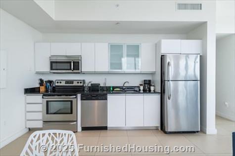 Monte Carlo - Hi-Rise - 6551 Collins Avenue, Miami Beach, FL  33141 - LG - 8262734
