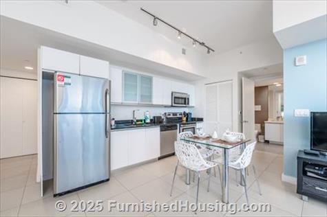 Monte Carlo - Hi-Rise - 6551 Collins Avenue, Miami Beach, FL  33141 - LG - 8313574
