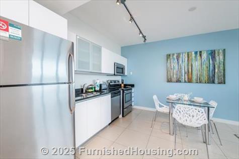 Monte Carlo - Hi-Rise - 6551 Collins Avenue, Miami Beach, FL  33141 - LG - 8313604