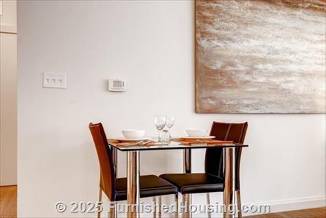 One Eleven - Hi-Rise - 111 West Wacker Dr, Chicago, IL  60601 - LG - 5642919