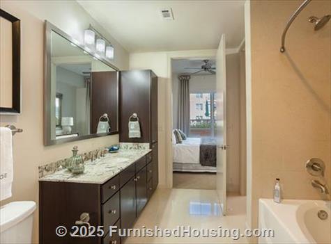 One Lakes Edge -  - 1950 Hughes Landing, The Woodlands, TX  77380 - LG - 4936667