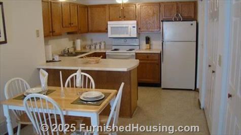 Orchard Park Apartments -  - 2601 N Cresthaven Ave, Springfield, MO  65803 - LG - 162373