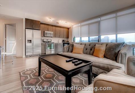 Ovation at Park Crest - Hi-Rise - 8231 Crestwood Heights Drive, Tysons Corner, VA  22102 - LG - 4029790