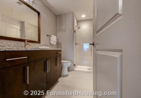 Ovation at Park Crest - Hi-Rise - 8231 Crestwood Heights Drive, Tysons Corner, VA  22102 - LG - 4029882