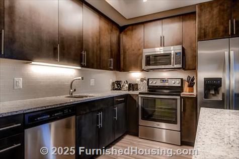 Ovation at Park Crest - Hi-Rise - 8231 Crestwood Heights Drive, Tysons Corner, VA  22102 - LG - 4029885