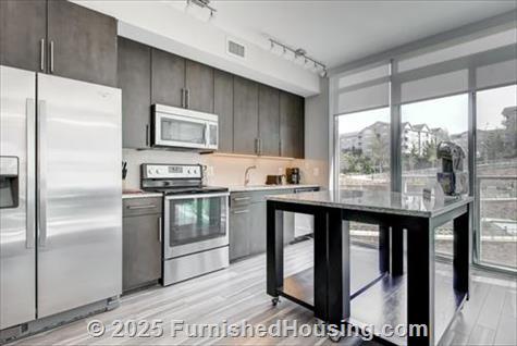Ovation at Park Crest - Hi-Rise - 8231 Crestwood Heights Drive, Tysons Corner, VA  22102 - LG - 4314033