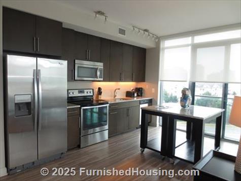 Ovation at Park Crest - Hi-Rise - 8231 Crestwood Heights Drive, Tysons Corner, VA  22102 - LG - 4522145
