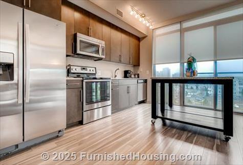 Ovation at Park Crest - Hi-Rise - 8231 Crestwood Heights Drive, Tysons Corner, VA  22102 - LG - 4850543