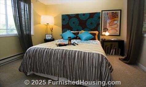Overlook at Lakemont -  - 5305 Lake Mont Blvd SE, Bellevue, WA  98006 - LG - 499997